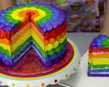 Learn How To Make The HIT Cake of Any Party